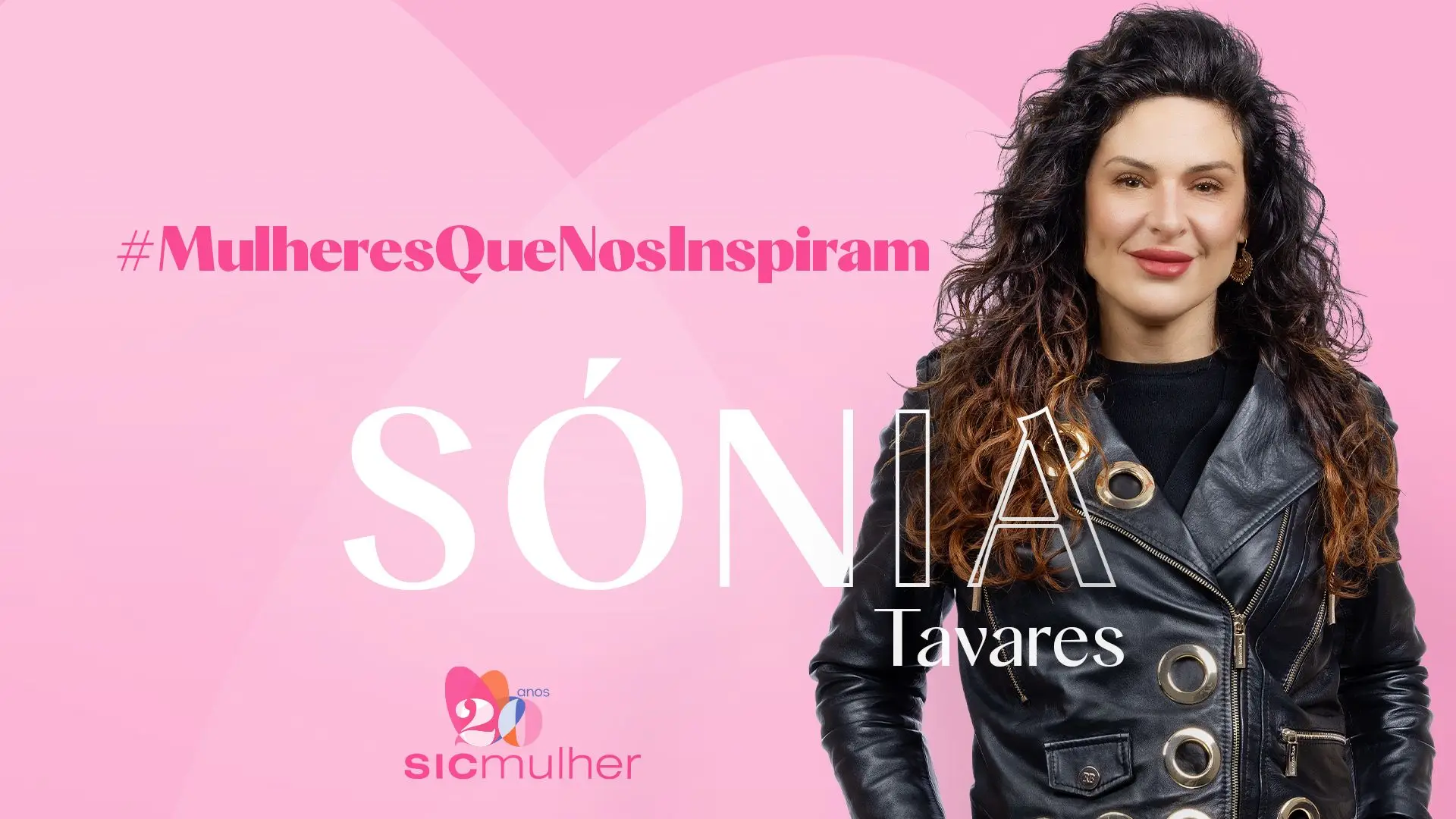 Portrait of Sonia Tavares, Fadista
